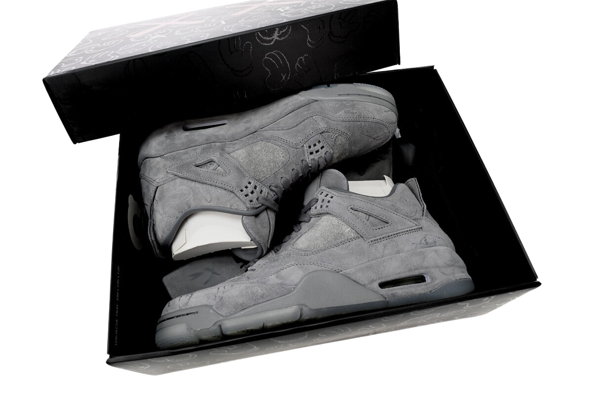 "KAWS" J4s